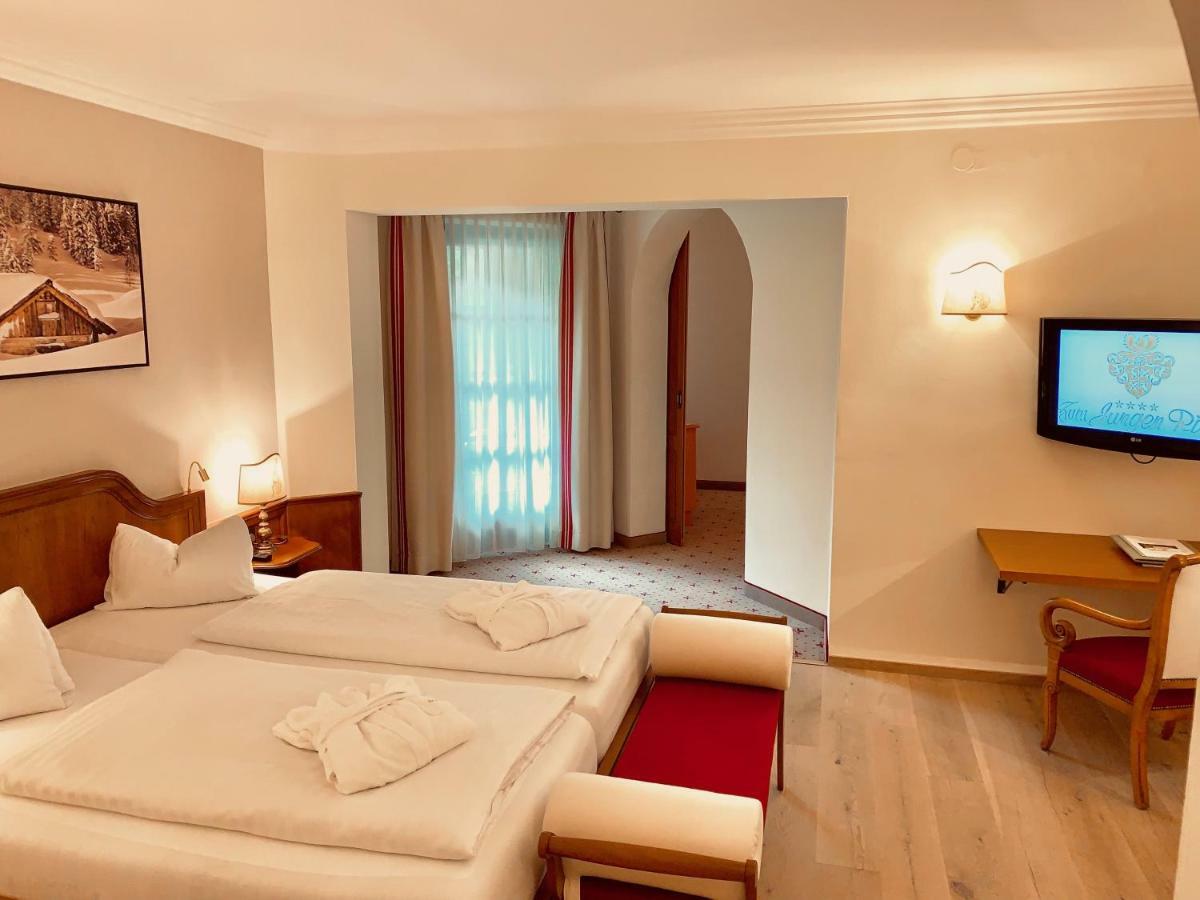 רדשטאדט Hotel Zum Jungen Roemer מראה חיצוני תמונה